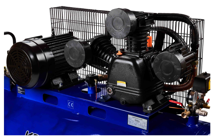 Compresor cu ulei 300L, 3 pistoane, 9.6 kW, 1460 l/min, 9 bar, 400V, transmisie curea (KD4057) [19]
