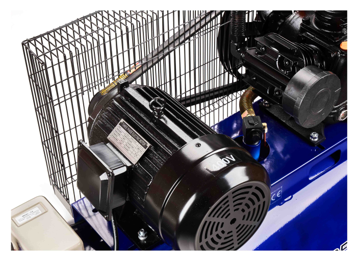 Compresor cu ulei 300L, 3 pistoane, 9.6 kW, 1460 l/min, 9 bar, 400V, transmisie curea (KD4057) [5]