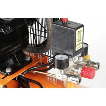 Compresor de aer de ulei 100L motor 2,8 kW 2850 rpm debit 480l/min 8 bar (LXC-100-2) [6]