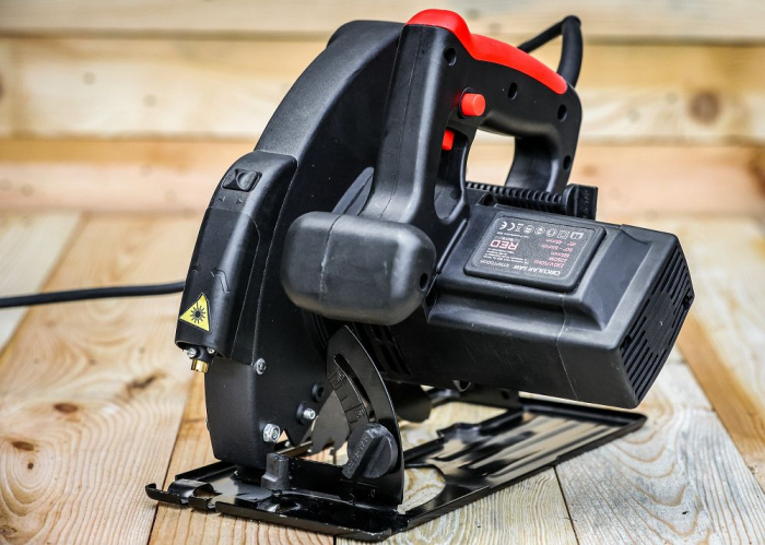 Ferastrau circular 2250W 185mm 5000rpm ghidaj laser (RTRPT0006) [13]