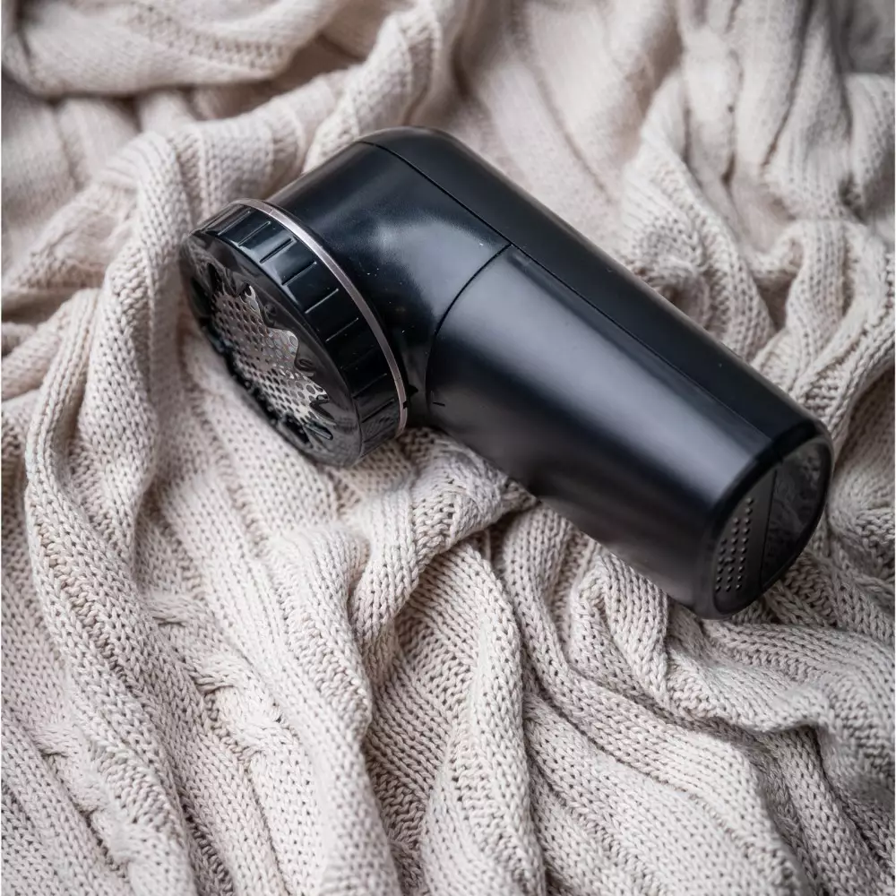 Indepartator de scame reincarcabil negru cu auriu (KB-7801) [12]