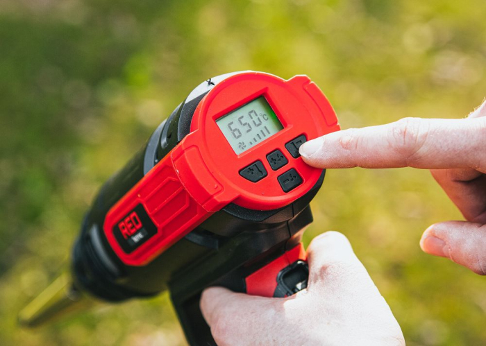 Pistol aer cald 2200W cu reglaj temperatura 50-650 grade si accesorii (RTOP0138) [25]