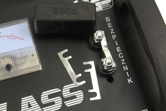 Redresor auto profesional cu functie de pornire Robot CLASS 750 (M82514R) [5]