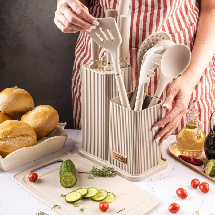 Set ustensile de bucatarie cutite si tocator bej (KB-7935) [10]