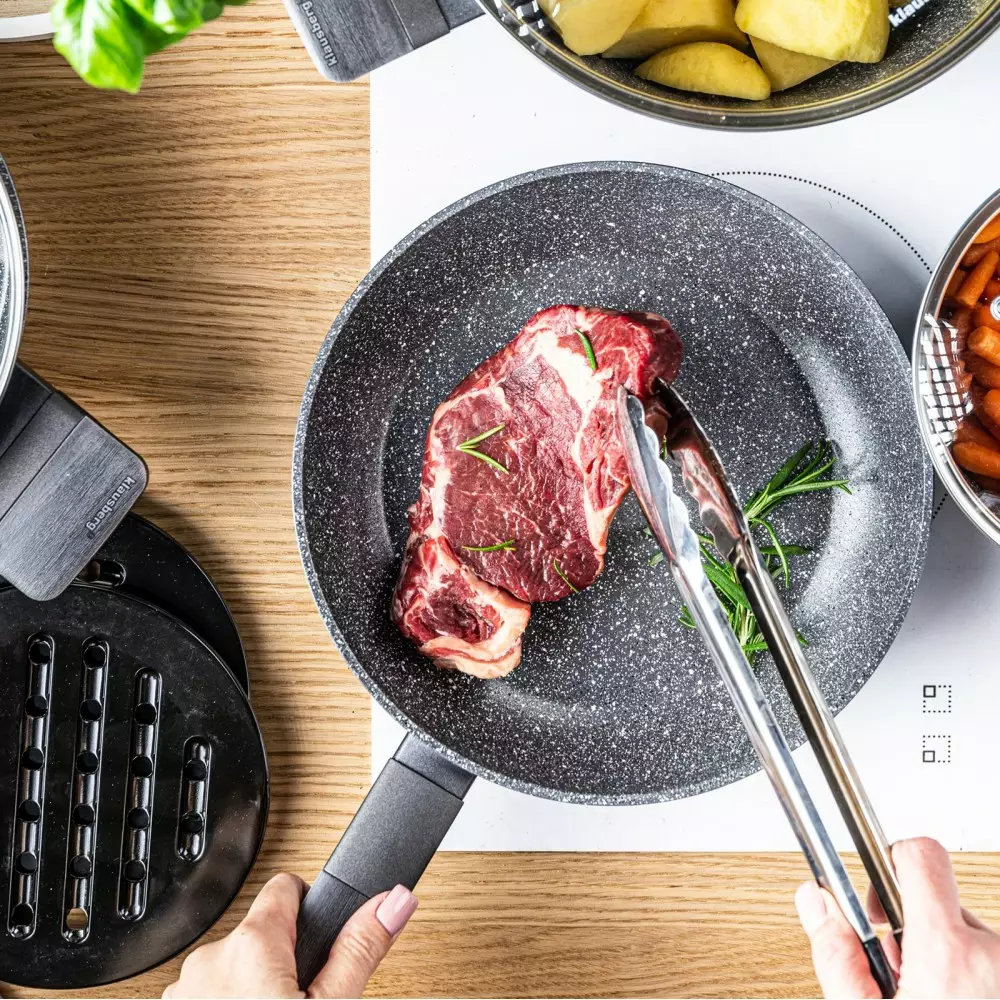 Set vase de gatit 12 piese cu invelis antiaderent 4 oale, 2 tigai, 4 capace si suporturi termorezistente (KB-7832) [17]