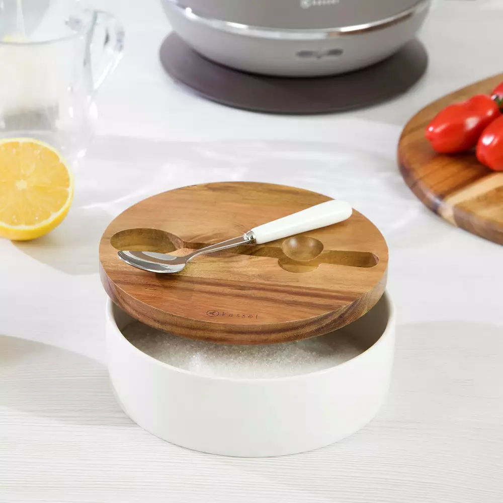 Zaharnita portelan cu capac lemn salcam + lingurita otel inoxidabil (93557) [2]