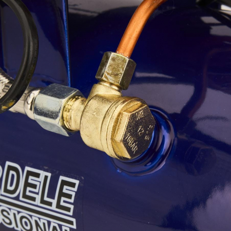 Compresor aer 9L fara ulei silentios 1500W 155 Lmin (KD2127) [6]