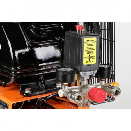 Compresor aer comprimat 100L 4.6CP 2 cilindri 480L min (LXC100-2-230V) [10]