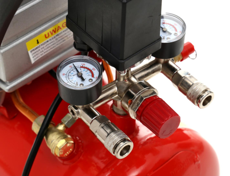 Compresor aer comprimat 24 litri 8 bar 2,8 KW + Kit 8 in 1 (KD400-K3) [15]