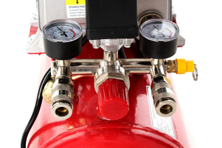 Compresor aer comprimat 24 litri 8 bar 2,8 KW + Kit 8 in 1 (KD400-K3) [28]