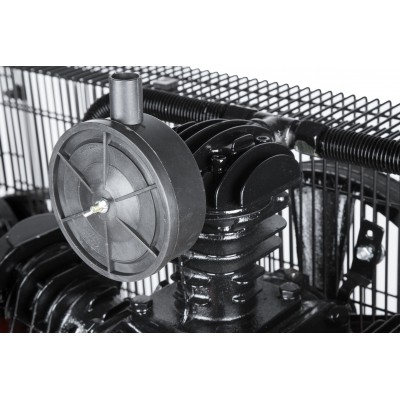 Compresor aer de ulei 200L motor 3,8 kW 3 pistoane 760 l/min 2850 rpm 8 bar (LXC200-3-3) [9]