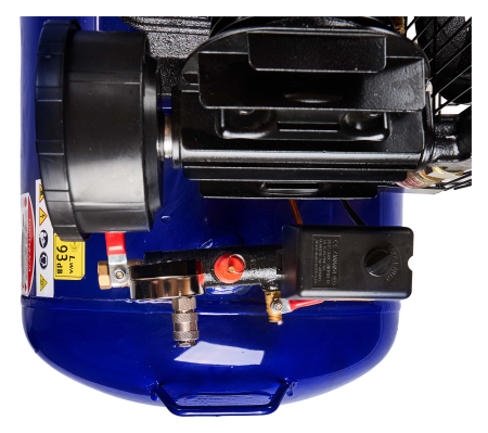 Compresor cu ulei 300L, 3 pistoane, 9.6 kW, 1460 l/min, 9 bar, 400V, transmisie curea (KD4057) [14]