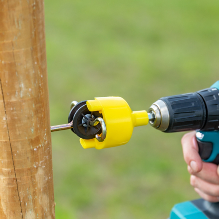 Dispozitiv pentru infiletarea a mai multor izolatori in stalpi (AGR0100) [1]