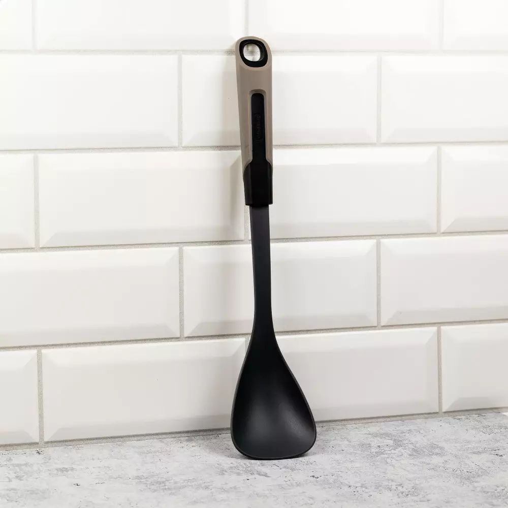 Lingura de gatit servit cu maner antiderapant  negru 33 cm (KB-7005) [2]