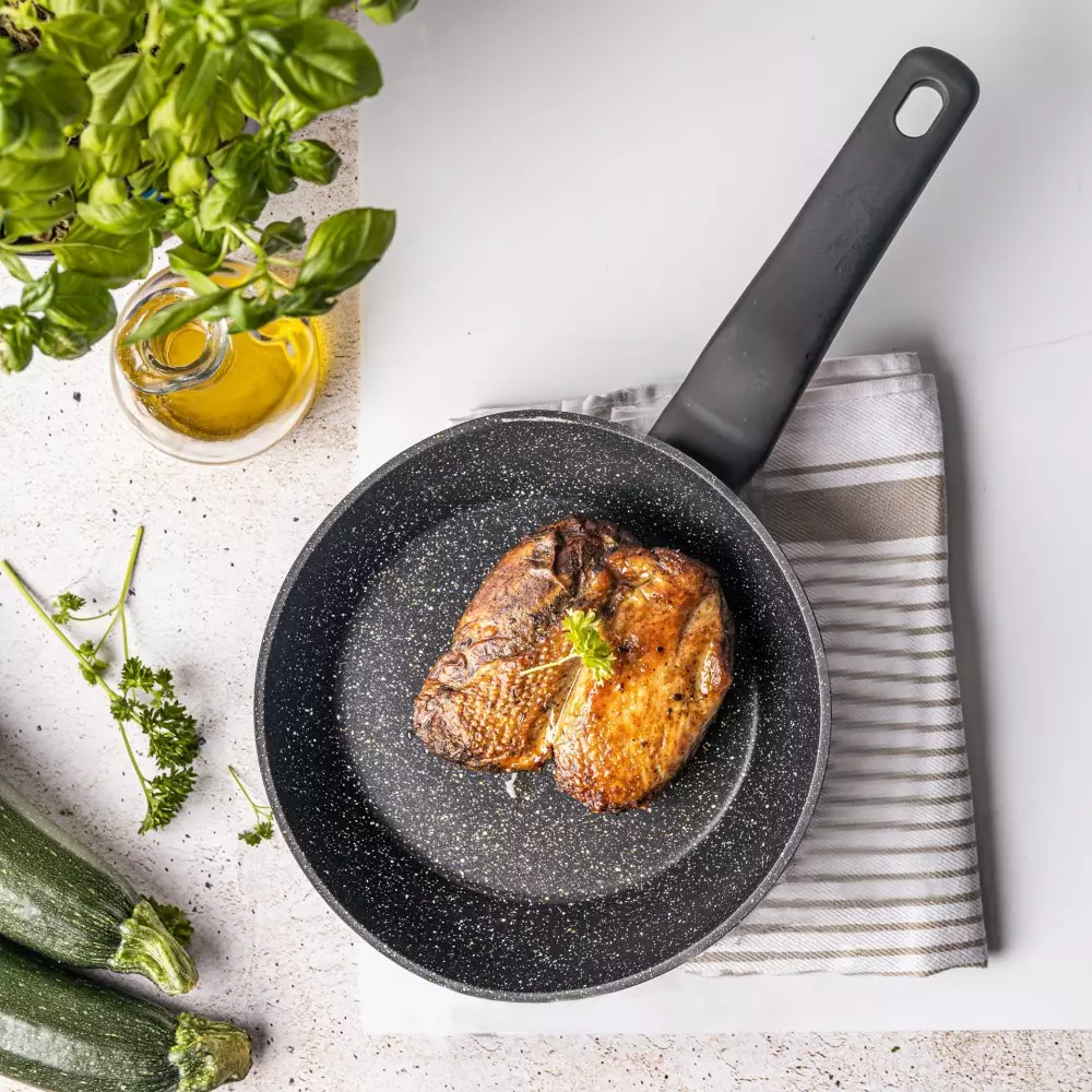 Tigaie aluminiu cu invelis marmura neagra 20 cm (KB-7663) [4]