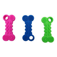 Caini - Jucarie TPR Os 9.5x4.5x1.5 cm PETRO