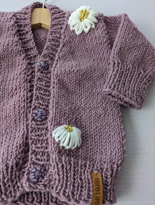 Cardigan tricotat manual din lână merinos [3]