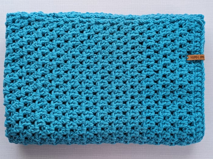 Păturică croșetată manual din lână merino [2]