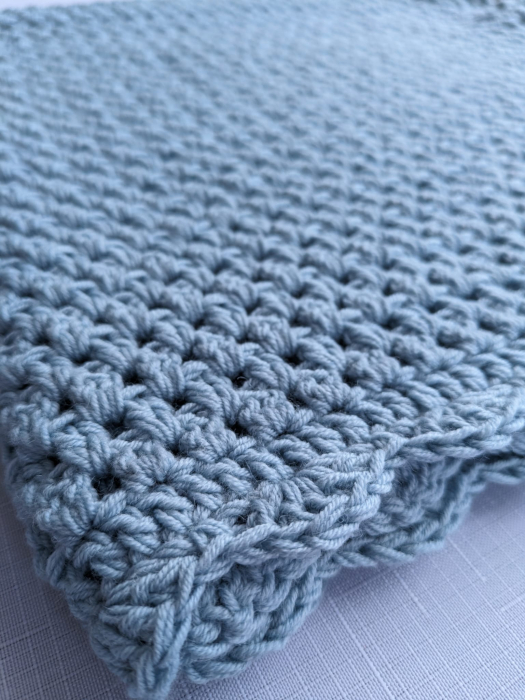 Păturică croșetată manual din lână merinos [3]