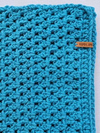 Păturici - Păturică croșetată manual din lână merino
