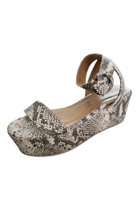 Sandale cu imprimeu tip piele de sarpe, multicolor, Qupid, marime 40 [3]