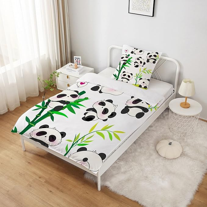 Set lenjerie copii cu panda MUSOLEI single 135x200 cm, față de pernă 50x80 cm, design 3D cu bambuși, poliester microfibră moale, cu fermoar, alb negru [5]