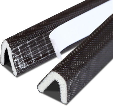 Casă, Grădină & Bricolaj - Banda etansare usi si ferestre 6m x 15mm profil V triplu strat spuma autoadeziva negru