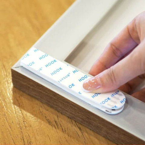 Decorațiuni Casă & Textile - Benzi dublu adezive mari pentru tablouri si carlige 10 cm x 22 mm fara gauri in pereti