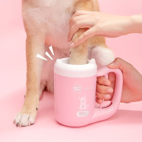 Pet shop - Cana de Spalat labute, cu Perie Rotativa din Silicon actionata manual, Pentru Caini de talie mica si medie, Roz