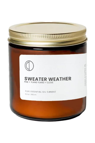 Lumanare Parfumata Sweater Weather , Pin + Ylang Ylang, OCTŌ, 400ml