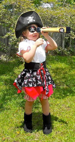 Set de 6 Accesorii de Pirat eVenis pentru Femei, Pachet Complet cu Pălărie, Sabie, Petic pentru Ochi, Bandană, Colier și Cercei, 13T3 [5]