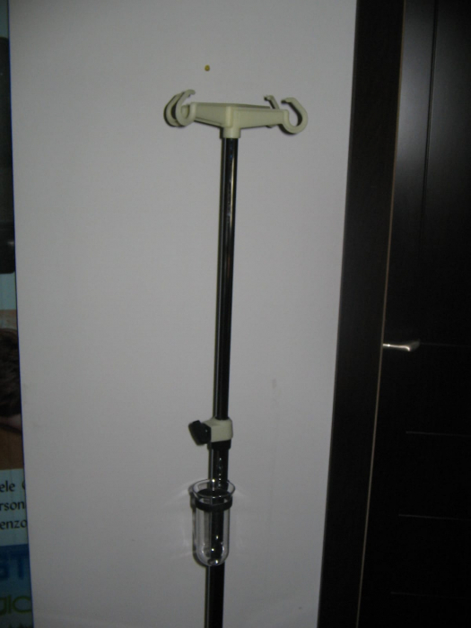 Suport perfuzii Night Line cromat cu buton [2]