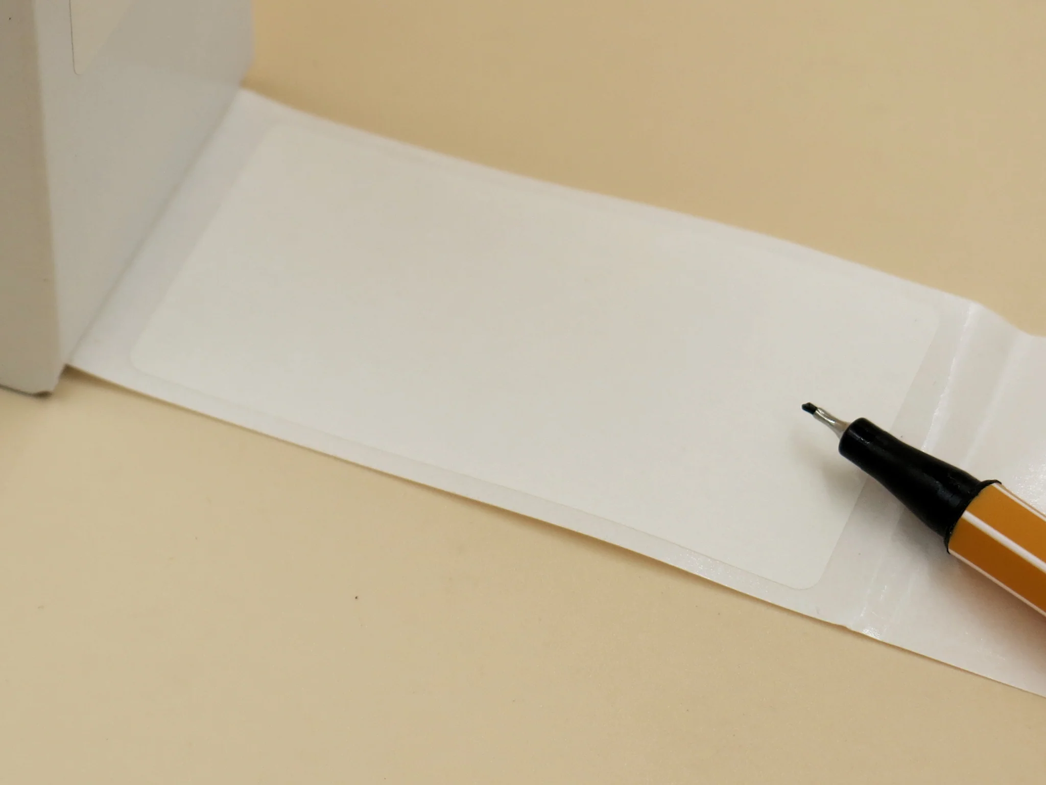 HORECA - Eticheta adeziva dizolvabila in apa si printabila - rezistenta la inghet - format rola dimensiuni 70x35 mm, 500 bucati - inkjet, laser