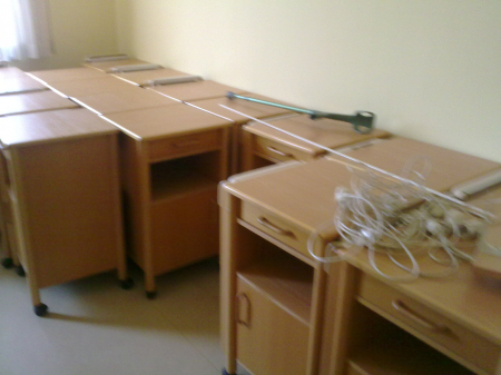 Noptiera din lemn cu tablet - reconditionata [2]
