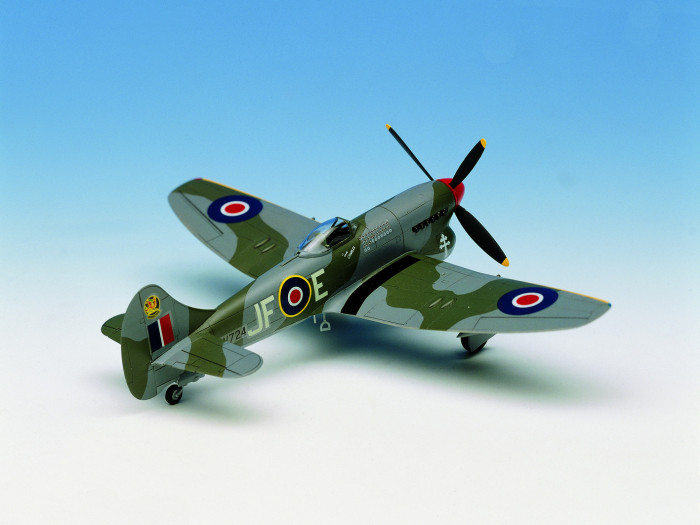 Academy 12466 - 1:72 TEMPEST V [3]