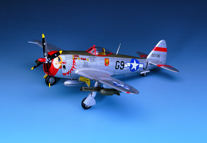 Academy 12491 - 1:72 P-47D "BUBBLE-TOP" [2]