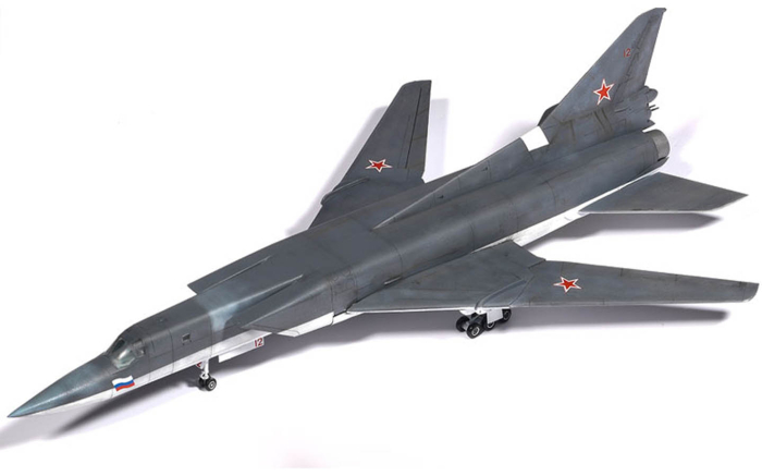 Academy 12636 - 1:144 Russian Air Force Tu-22M3 Backfire C [2]
