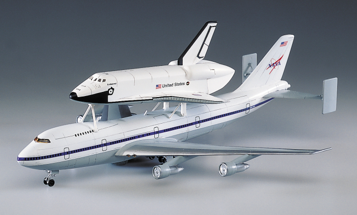 Academy 12708 - 1:288 1:288 SHUTTLE & 747 CARRIER [2]