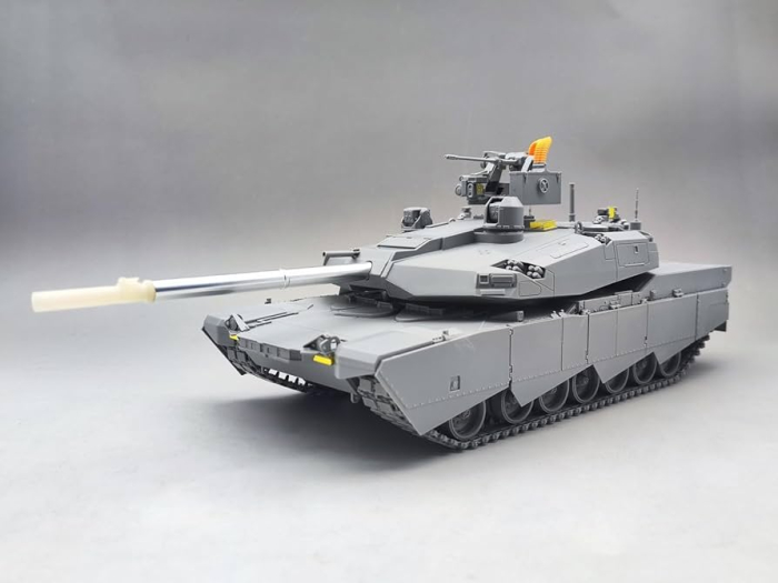 Amusing Hobby 35A054 - 1:35 M1 Abrams X [2]