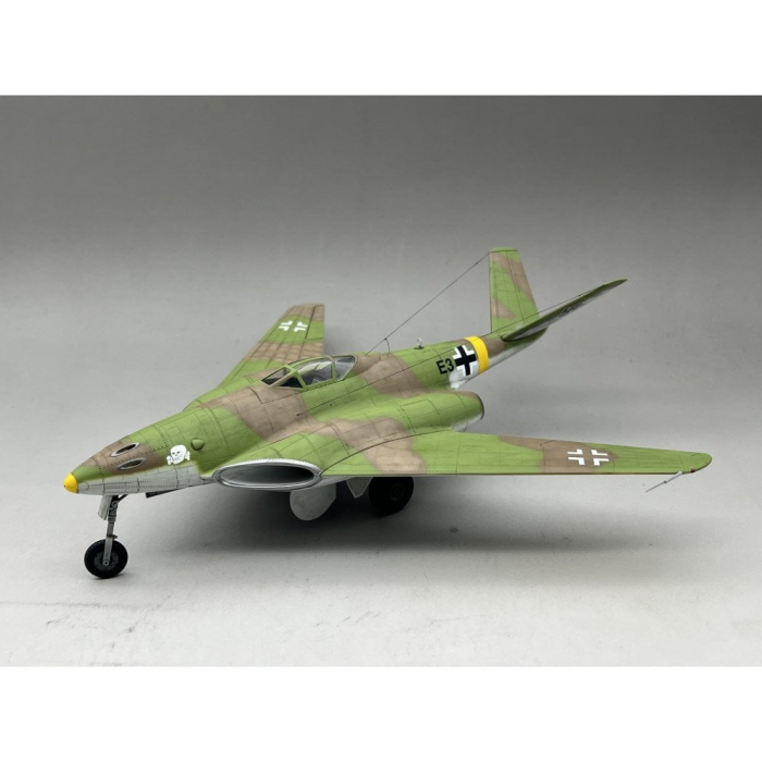 Amusing Hobby 48A004 - 1:48 Me262 HG V TAIL [2]
