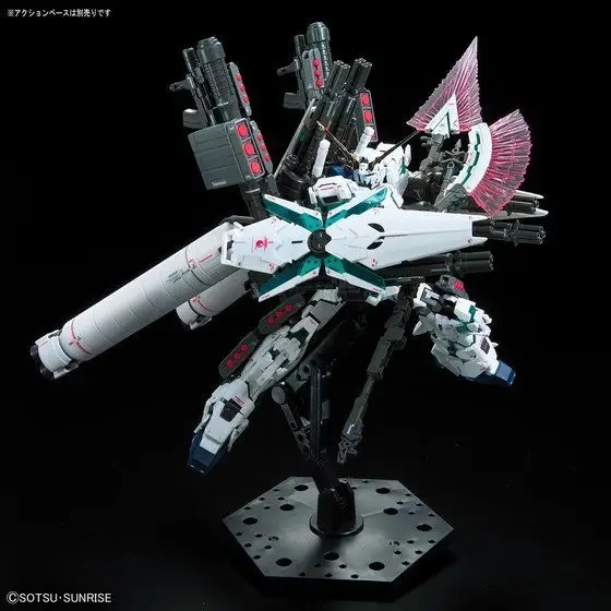 Bandai - RG Full Armor Unicorn Gundam 1/144 [3]
