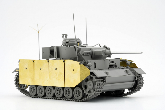 Border Model BT048 1:35 Pz.Bef.Wg.III Ausf.K with Schurzen [3]