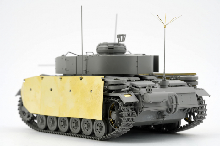 Border Model BT048 1:35 Pz.Bef.Wg.III Ausf.K with Schurzen [4]