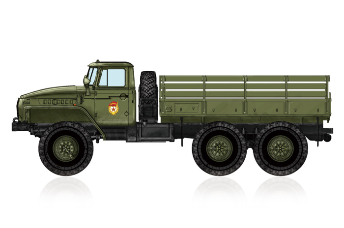 HobbyBoss 82930 - 1:72 Russian URAL-4320 Truck [1]