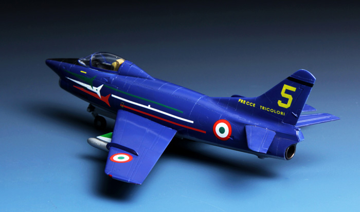 MENG DS-004 - 1:72 G.91R Light Fighter Bomber [3]