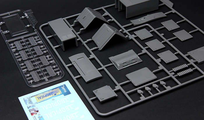 MENG SPS-018 - 1:35 Vending Machine & Dumpster Set [2]