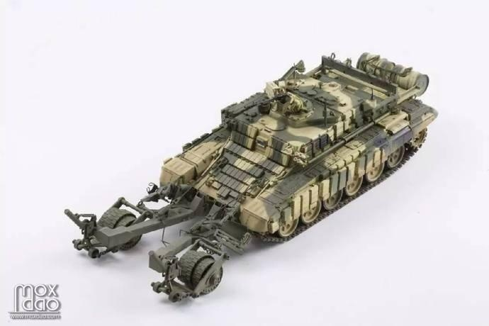 MENG SS-011 - 1:35 Russian BMR-3M Armored Mine Cleaning Vehicle [2]