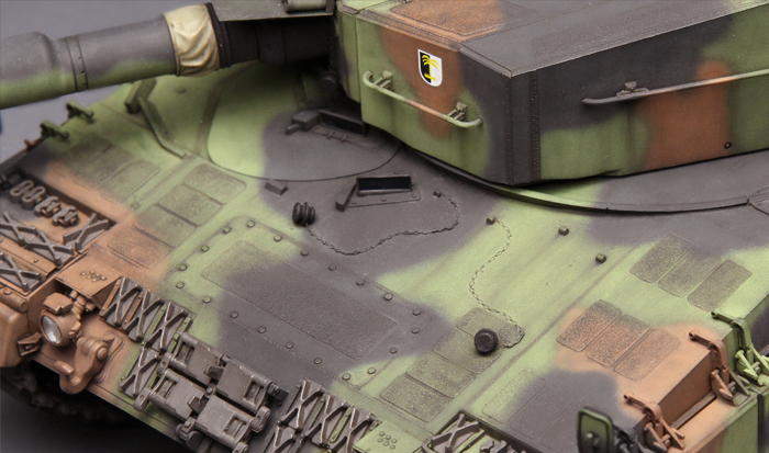MENG TS-016 - 1:35 German Main Battle Tank Leopard 2 A4 [7]