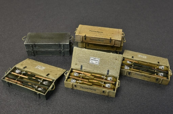 Miniart 35253 - Panzerfaust 30/60 Set 1:35 [3]