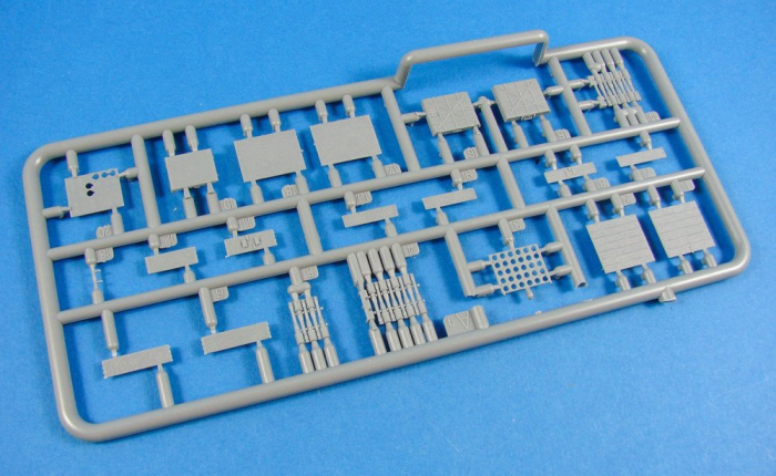 Miniart 35258 - 1:35 German Grenades & Mines Set [2]